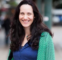 Ayala Homossany portrait2